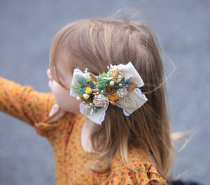 Floral bow hair clip - Virginia