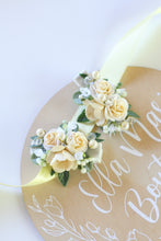 Load image into Gallery viewer, Floral Clips - Butter