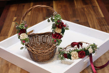Load image into Gallery viewer, Floral Basket - Jingle bells