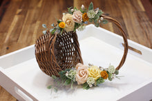 Load image into Gallery viewer, Floral basket - Flopsy