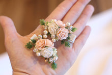 Load image into Gallery viewer, Floral clips - Vintage pink