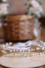 Load image into Gallery viewer, Pearl Halo - OOAK