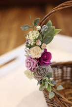 Load image into Gallery viewer, Floral basket - Magenta