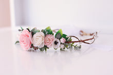 Load image into Gallery viewer, Flower crown - Penny
