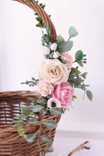 Load image into Gallery viewer, Flower Basket - Penny