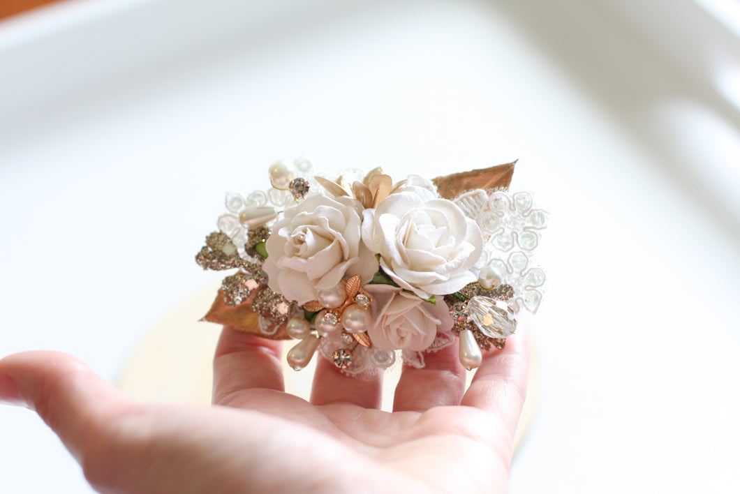Floral hair clip - Snowflake