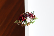 Load image into Gallery viewer, Floral clip - Pine