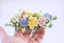 Load image into Gallery viewer, Floral hair comb - Summer Delight