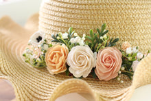 Load image into Gallery viewer, Floral hat - Perfectly Peach