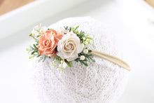 Load image into Gallery viewer, Floral headband/Clip - Perfectly peach