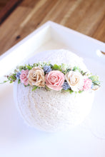Load image into Gallery viewer, Flower crown - Lady In Pink