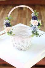 Load image into Gallery viewer, Floral basket - Winter Blues