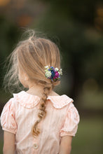 Load image into Gallery viewer, Floral hair clip - Victoria