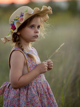 Load image into Gallery viewer, Floral hat - Eve